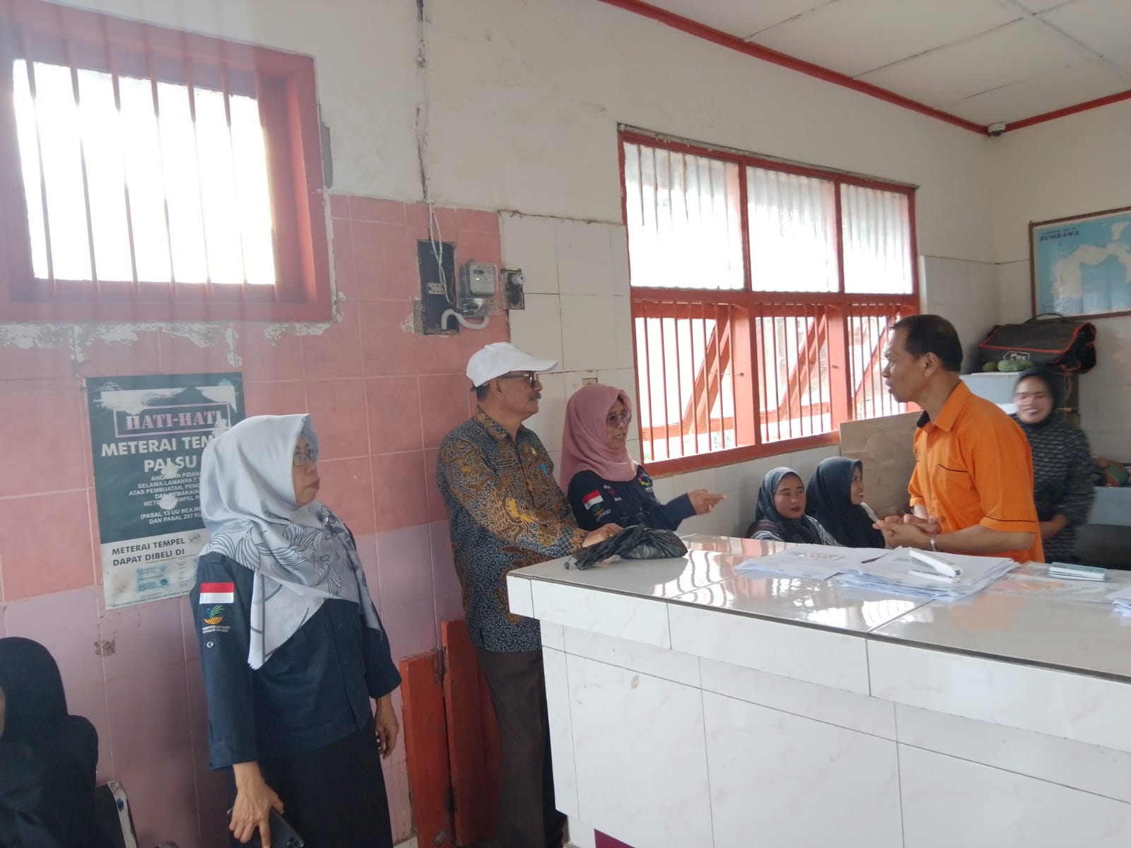 bcb7ca43-e995-4d63-baa2-6e309fcb5413